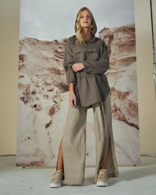 Oversize palaidinė in Dydis 40 and Spalva Sąmanų žalia