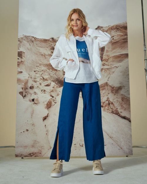 Baltas Bomber tipo švarkelis