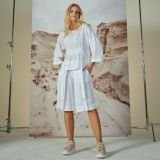 Balti laisvo silueto lininiai šortai