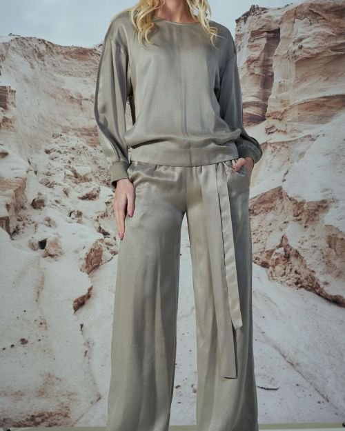 Plačios kelnės in Dydis 50 and Spalva Natūrali