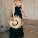 Juoda ilga romantiška suknelė