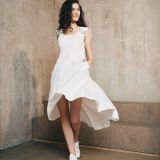 Balta marinistinė lininė suknelė