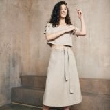 Platėjantis lininis sijonas