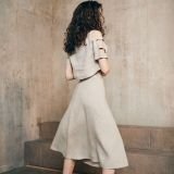 Platėjantis lininis sijonas