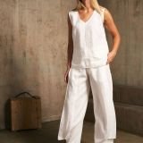 Balta lininė palaidinė