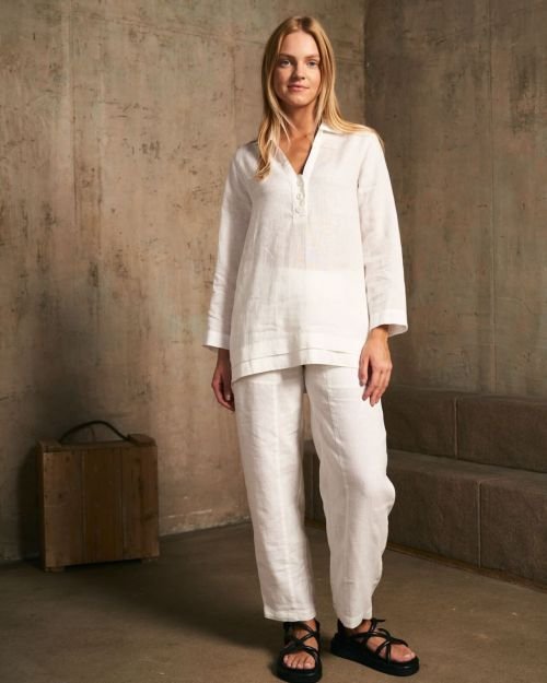 V kaklo lininė palaidinė in Spalva Balta and Dydis 42