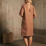 Amber Raw stilinga lininė suknelė