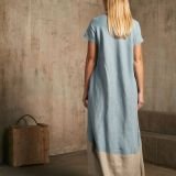 Melsva ilgėjanti lininė suknelė