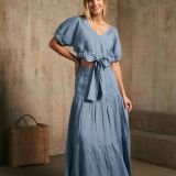 Žydra trumpa palaidinukė