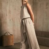 Stilingas lininis kombinezonas