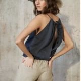 Dviejų spalvų kombinezonas