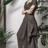 Chaki įliemenuota ilga lininė suknelė