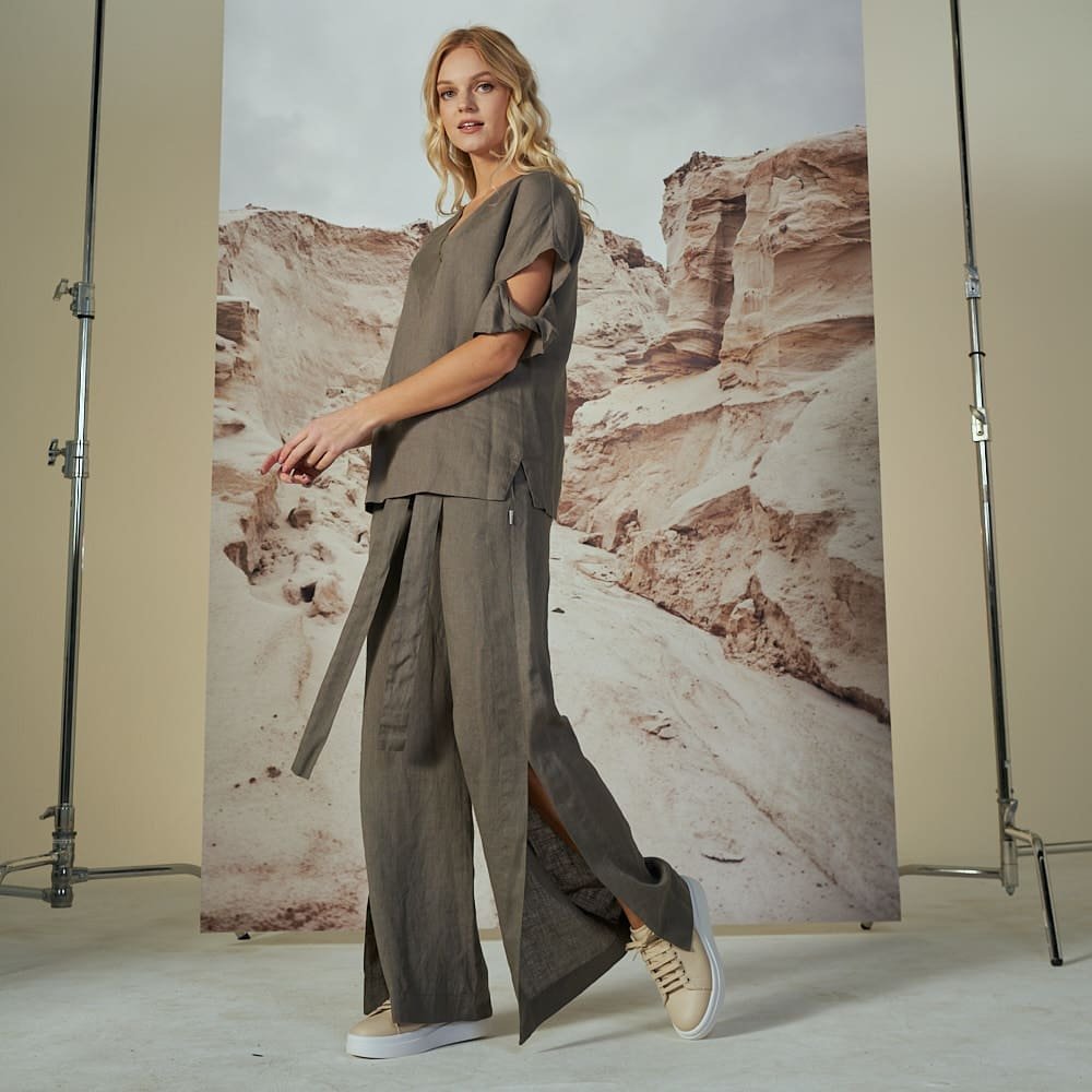 Stilinga lininė palaidinė