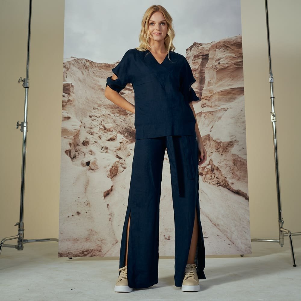 Stilinga lininė palaidinė