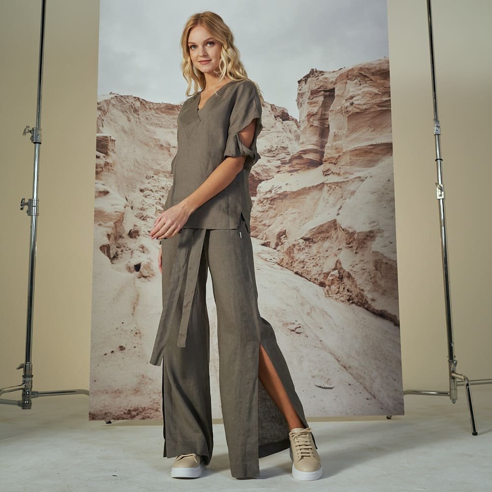 Stilinga lininė palaidinė