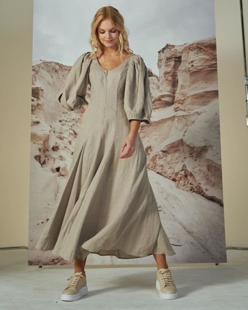 Pūstų rankovių lininė suknelė