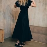 Itin romantiška lininė juoda suknelė