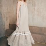 Ilga lininė suknelė su kaspinu