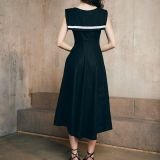 Juoda marinistinė lininė suknelė