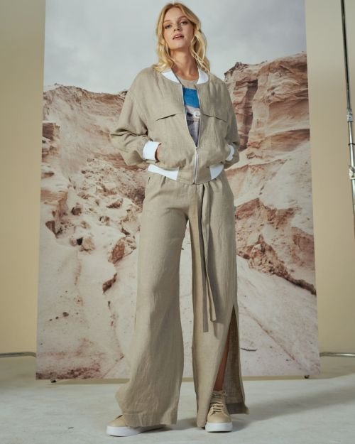 Bomber tipo švarkelis