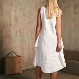 Trumpa dviejų spalvų surišama lininė suknelė