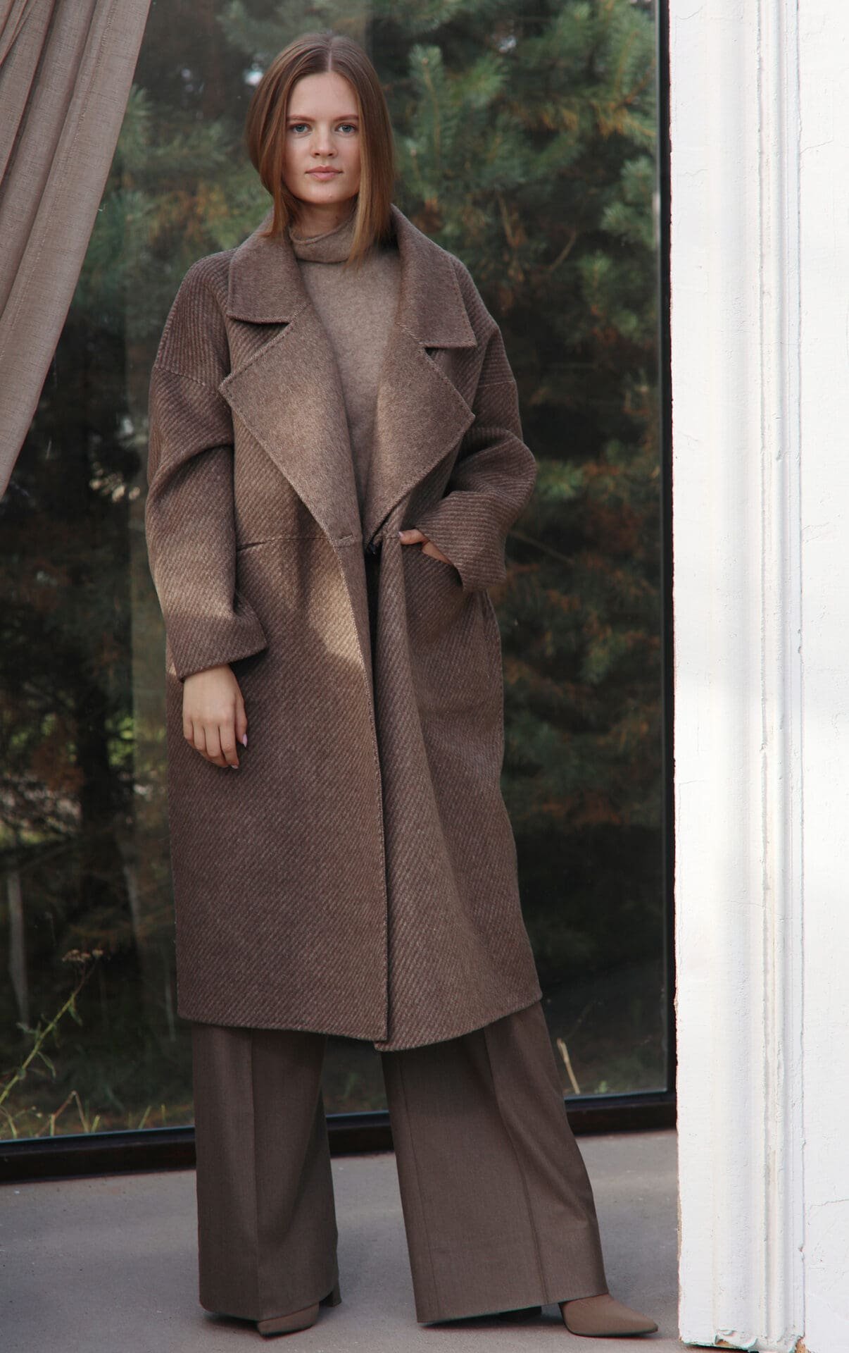 Dvipusis kašmyro paltas