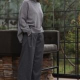 Pilkas oversize kašmyro megztinis