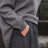 Pilkas oversize kašmyro megztinis