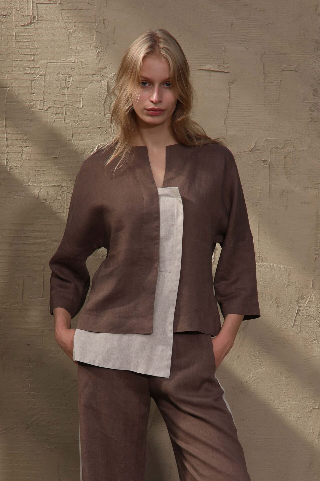 Asimetrinė Morel lininė palaidinė