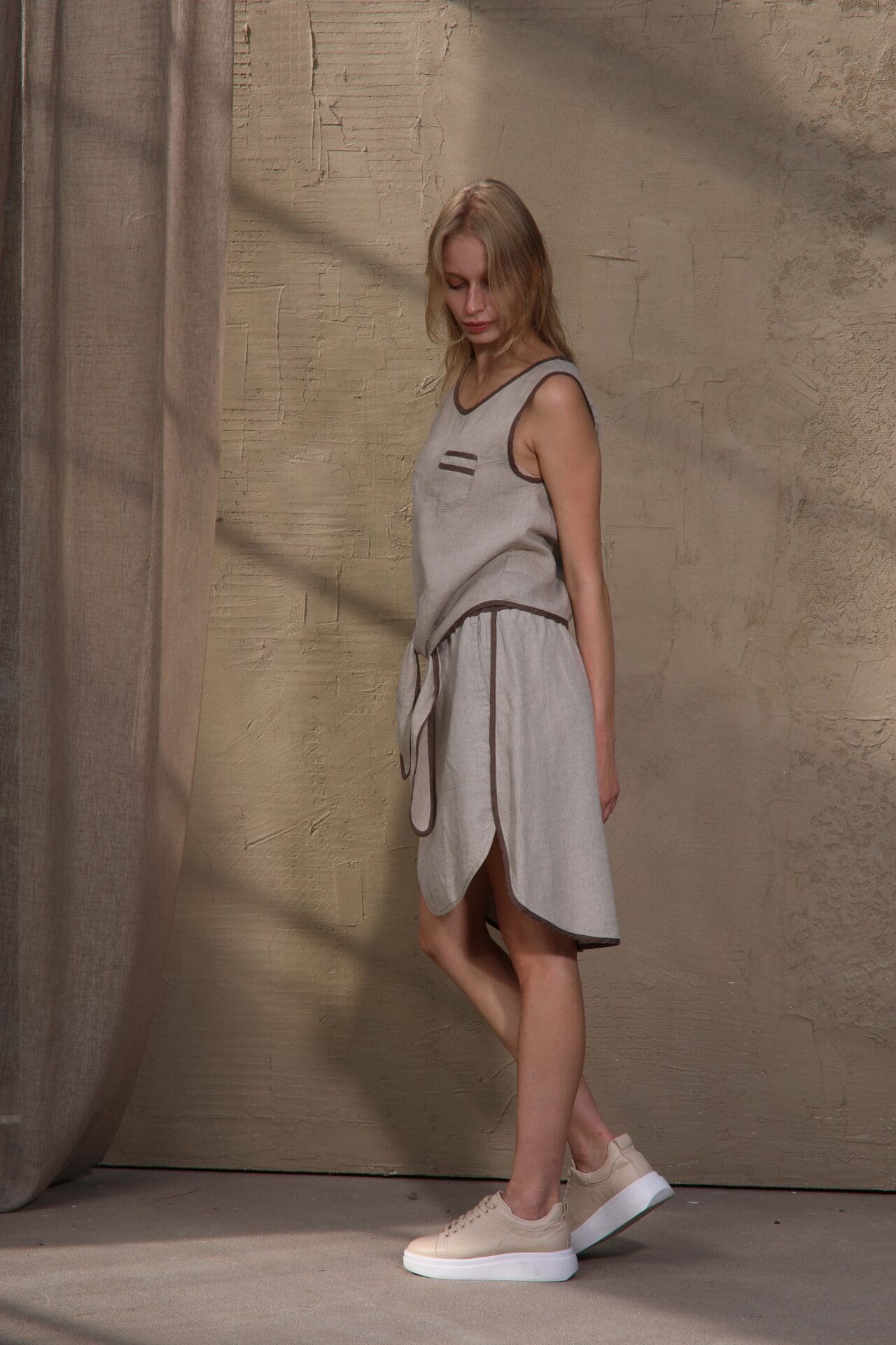 Natūrali lininė palaidinė su užrišamu mazgu