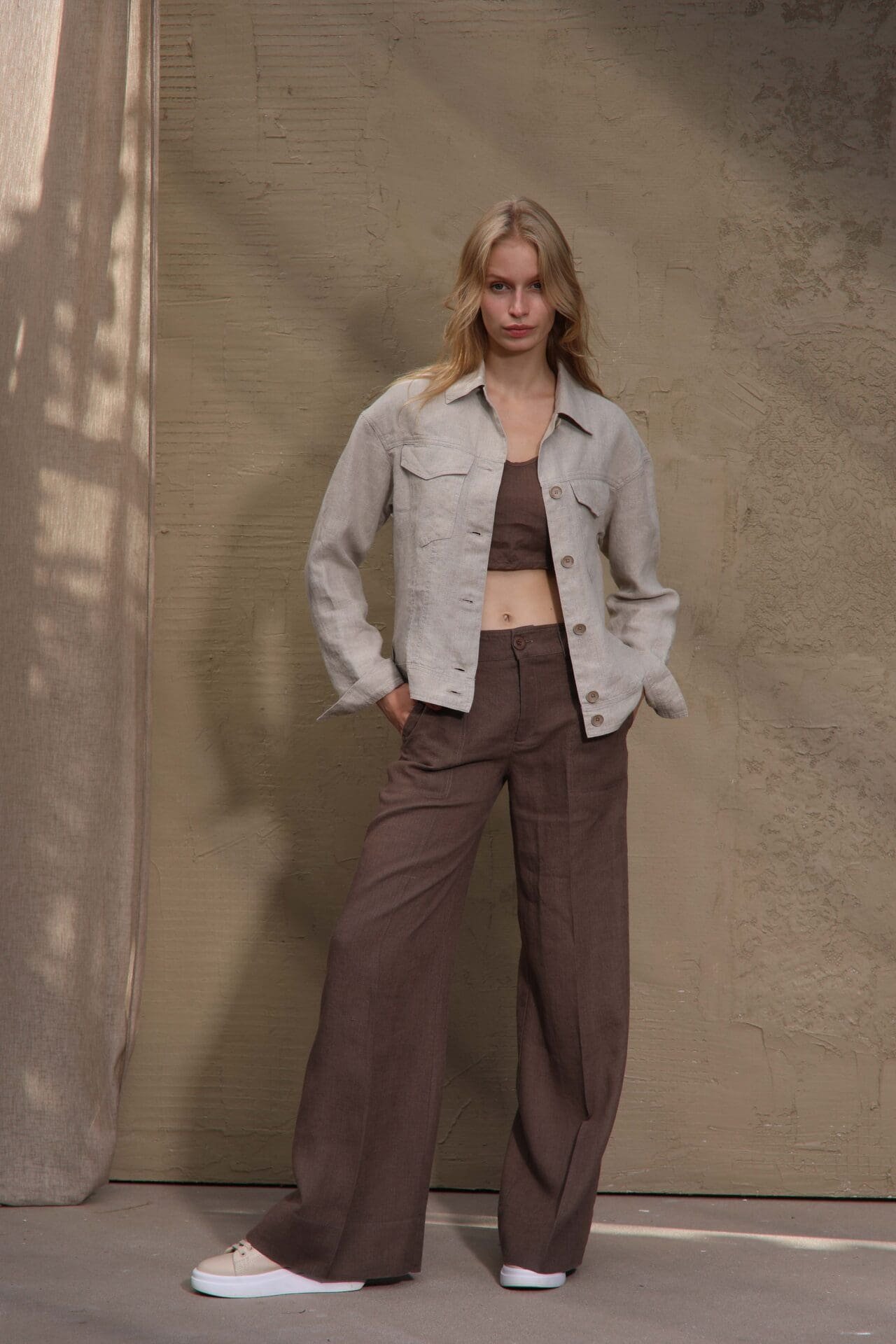 100% Lininis švarkelis su kišenėmis