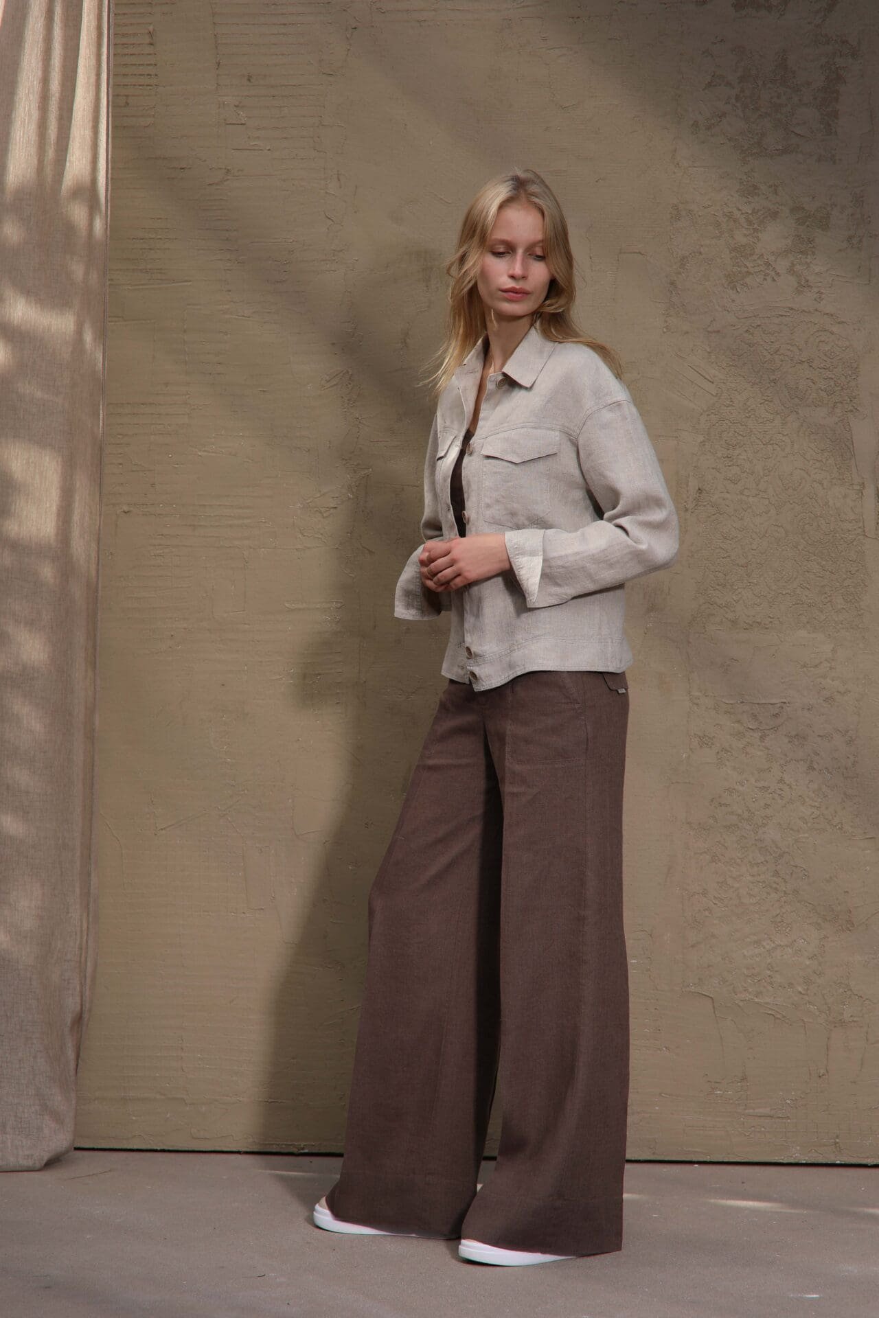 100% Lininis švarkelis su kišenėmis